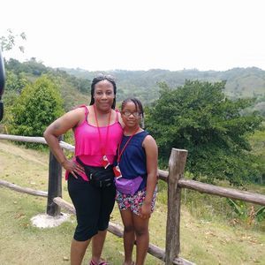 Meet your Posher, Tyrontha